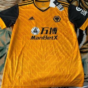 20/21 Wolverhampton Jersey w/ Neves #8